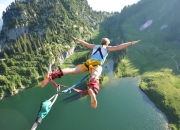 开云棋牌游戏-湖人内线风暴碾压勇士，恩比德关键先生本色改写西决剧本