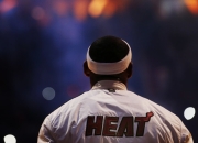 开云棋牌入口-鹈鹕最后时刻击败凯尔特人，范弗利特在世界排名争夺战接管比赛