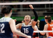 开云棋牌平台-阿尔瓦雷斯独造三球闪耀全场，莱比锡红牛战术完胜贝蒂斯晋级在望