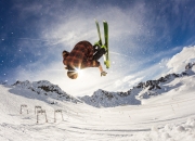 开云棋牌APP-当绝杀遇上统治，巴萨的致命一击与莫德里奇的无声交响