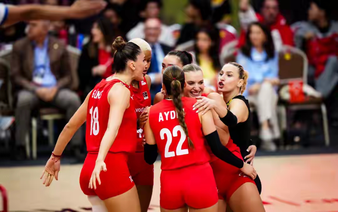 土耳其队在比赛中险胜对手,喜迎晋级的简单介绍 土耳其队在比赛中险胜对手,喜迎晋级的简单介绍