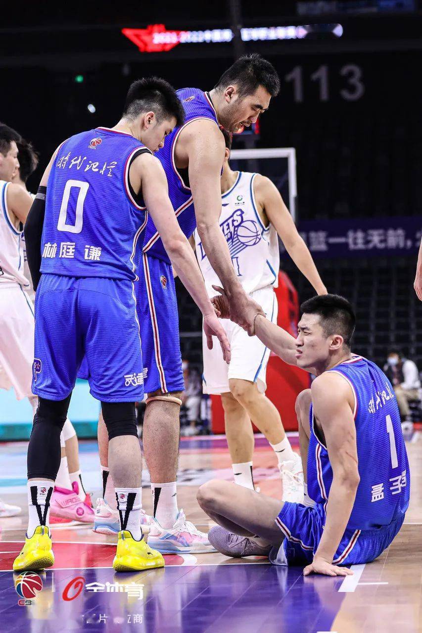 辽宁男篮迎战天津队，誓取胜利