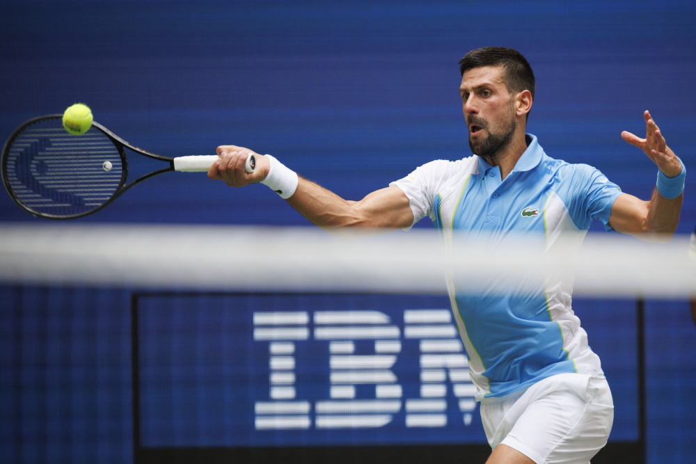 包含德国网球队逆转欧洲网球队，克耶高斯三分雨点燃全场的词条