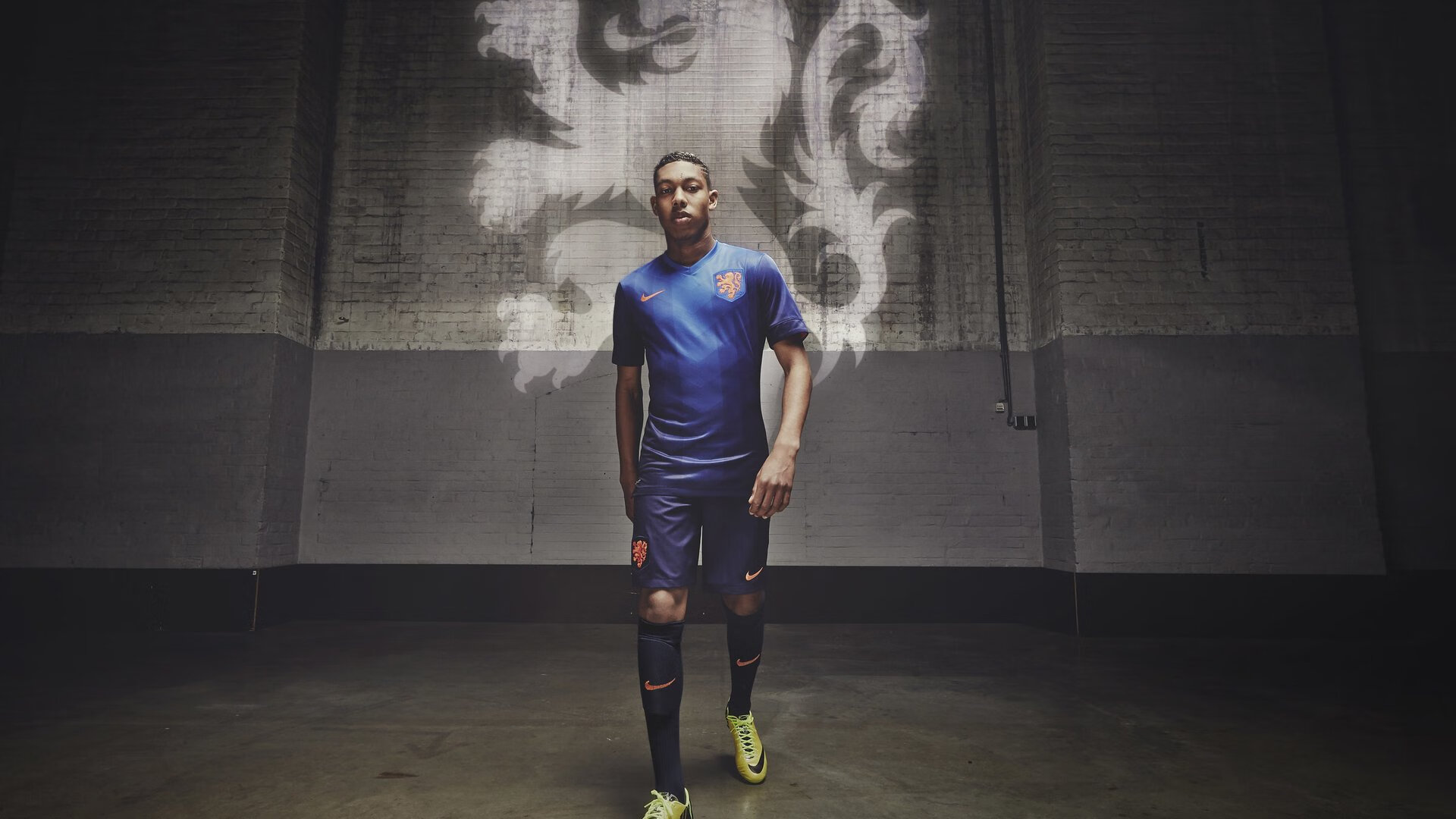 绿茵场上的双面镜，C罗的爆发与韩国的险胜，映照足球的两种叙事