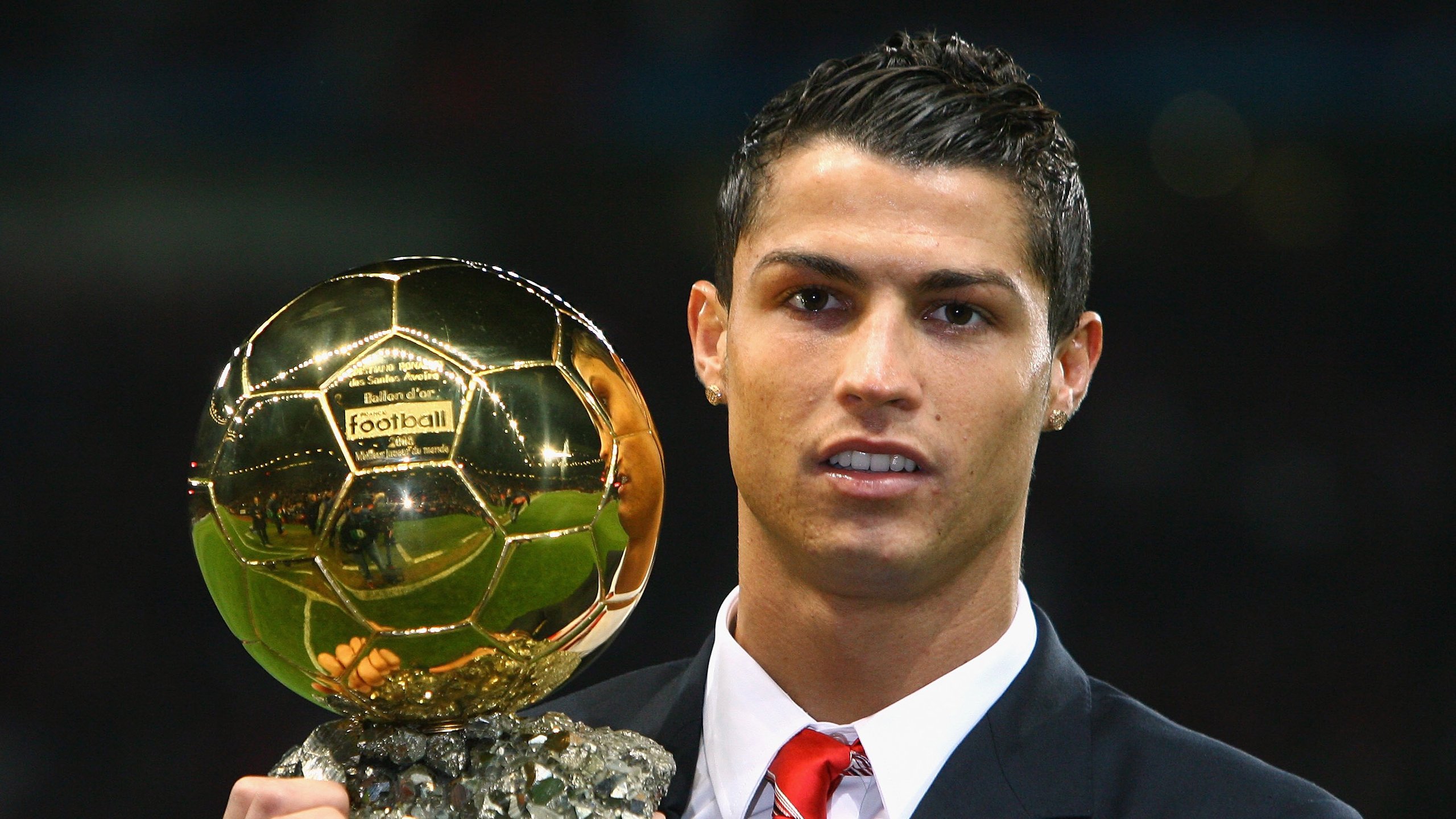 多特蒙德连续得分压制加拿大,格纳布里再证大场面先生本色