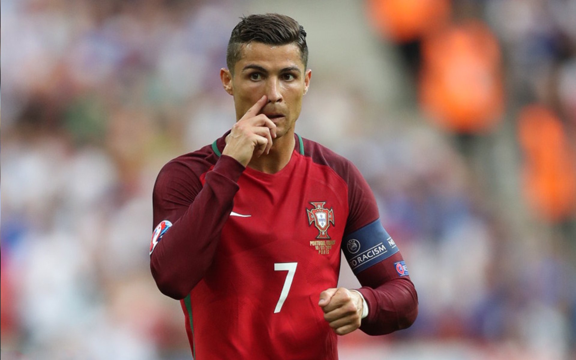 鹰击长空，霍勒迪的个人英雄主义与密尔沃基的战术困境