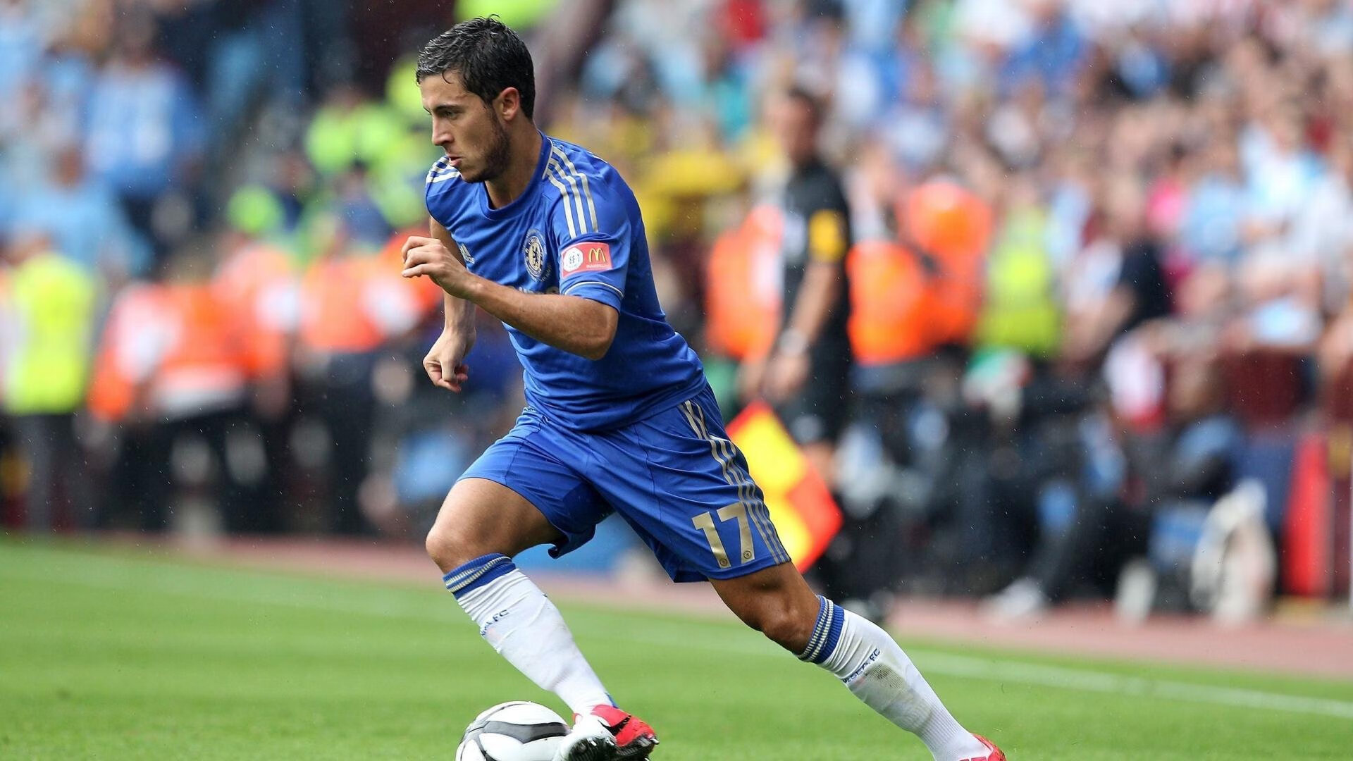 足球之夜的双重奇迹，多特蒙德惊天逆转与加维的塞内加尔式惊艳